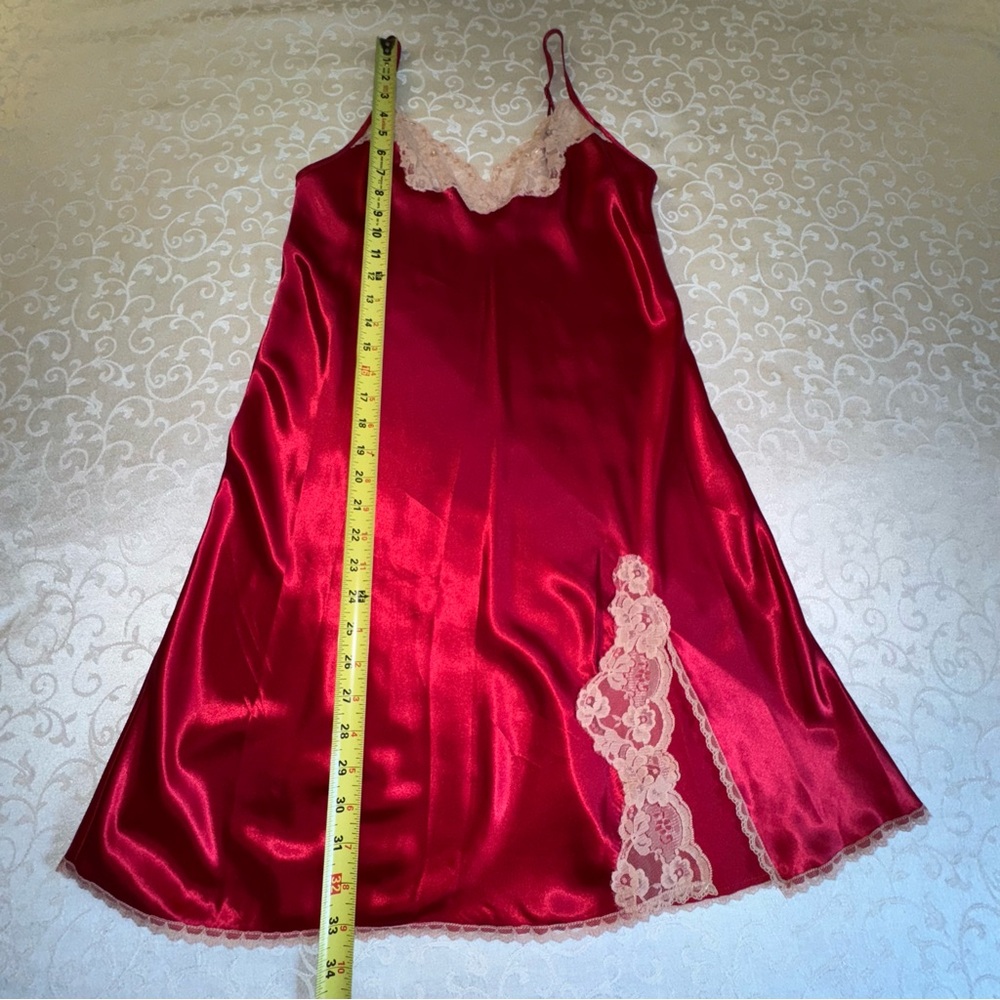 Gillian & O’Malley Red Silky Satin Lingerie Nightgown Size S - Picture 16 of 16